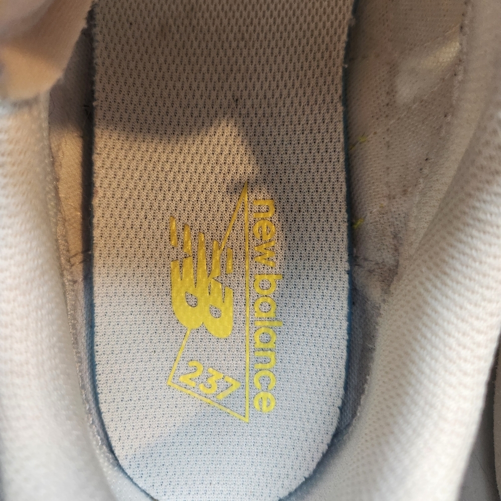New Balance, Yellow And White Sneakers, Womens Size 9.5 - Picture 7 of 9